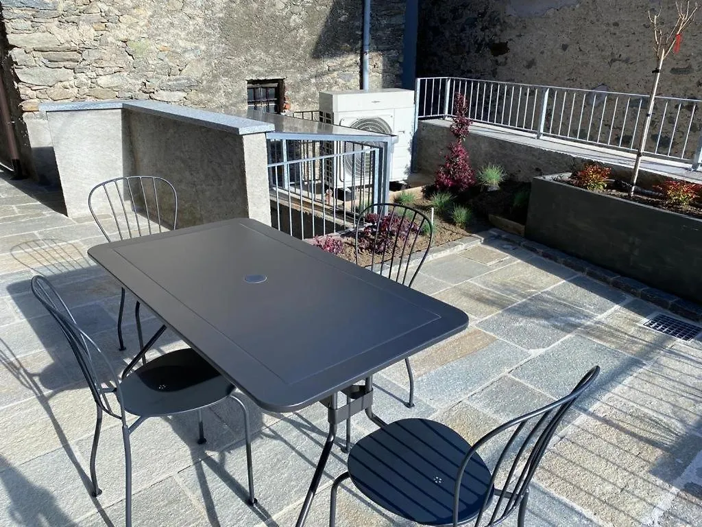 Delfina Home Giardino 013239-Cni-00130 Vercana Apartment