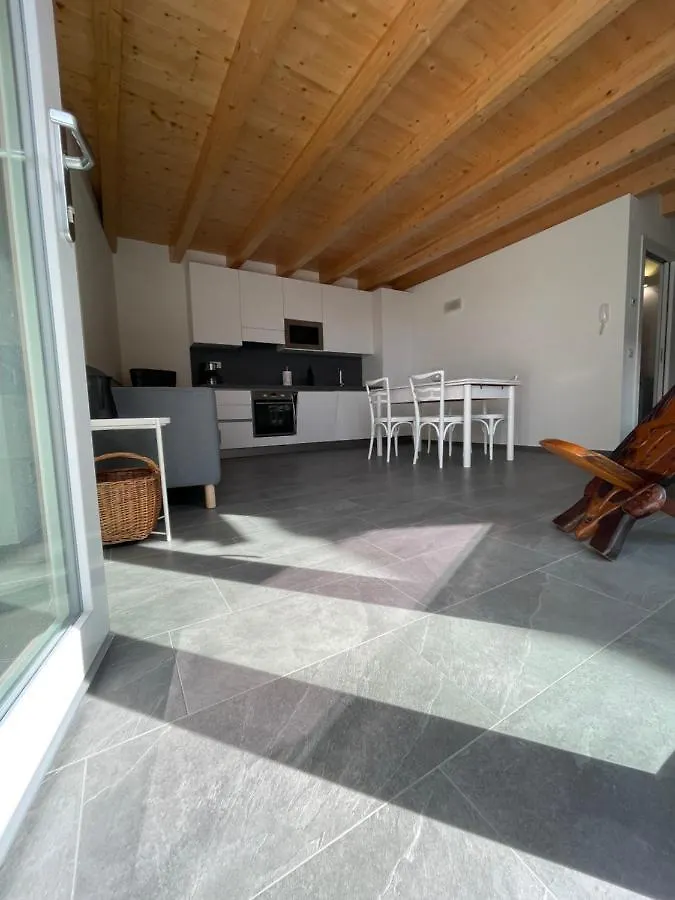 Delfina Home Giardino 013239-Cni-00130 Vercana Italy