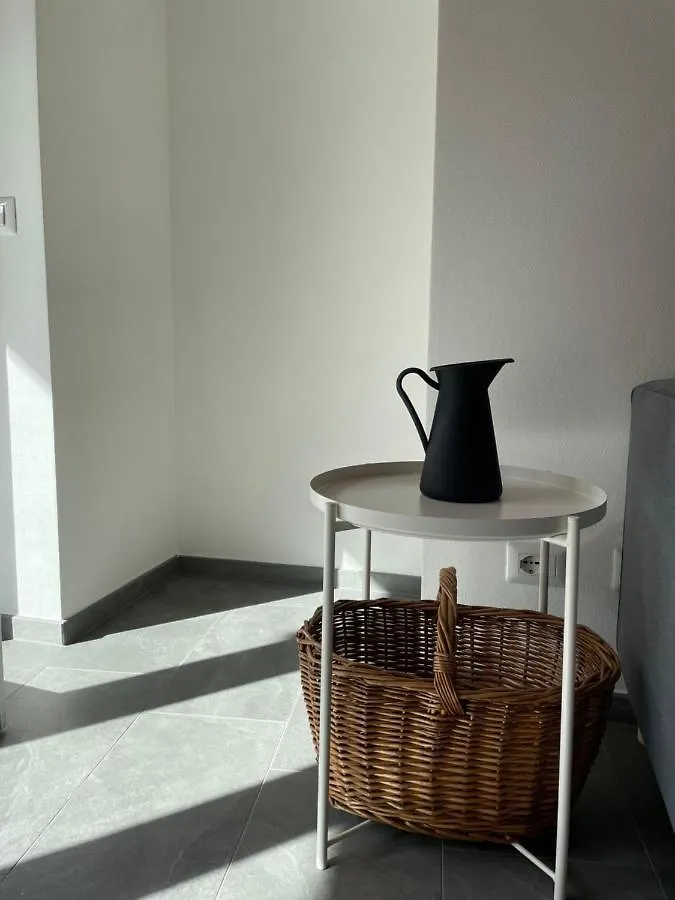 Apartment Delfina Home Giardino 013239-Cni-00130 Vercana Italy