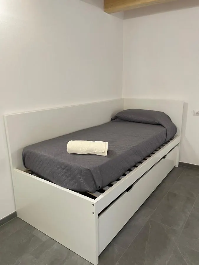 Apartment Delfina Home Giardino 013239-Cni-00130 Vercana
