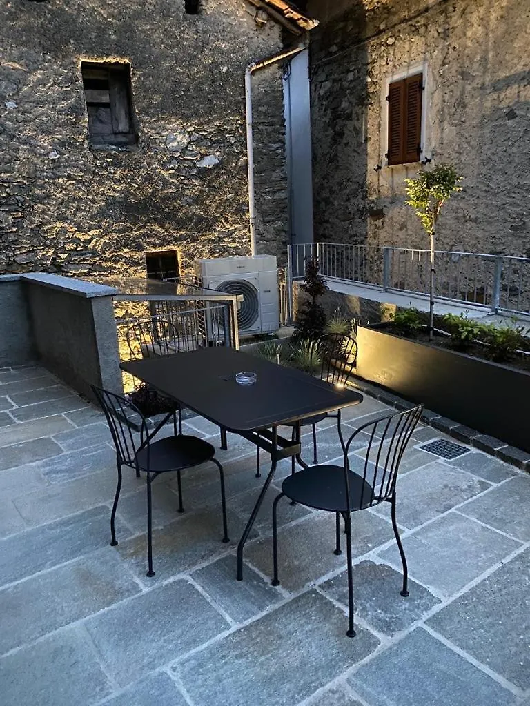 Delfina Home Giardino 013239-Cni-00130 Vercana Apartment