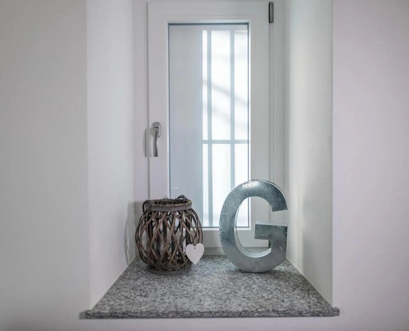 Delfina Home Giardino 013239-Cni-00130 Vercana 0*,  Italy